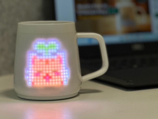Custom Gifts Set For Mother'S Day Ai-Enhanced Ceramic Mug With Pixel Display Modern Design Gift